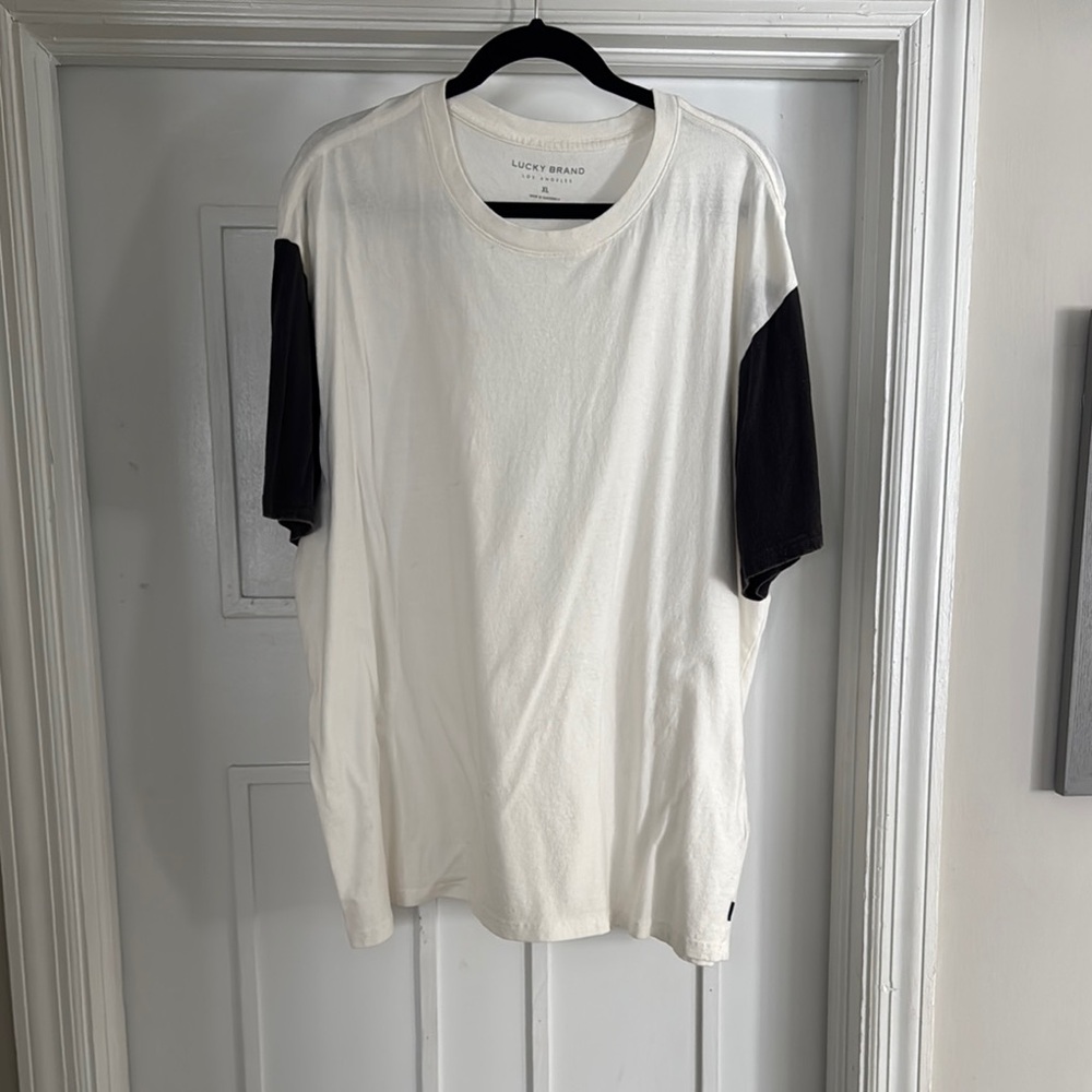 Lucky Brand Men's White and Black T-Shirt